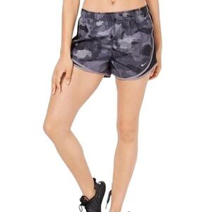 NWT Nike Women's Dri-FIT Camo Tempo Shorts